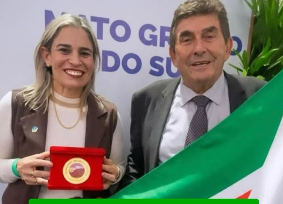 Inocência conquista Selo Ouro do Compromisso Nacional Criança Alfabetizada