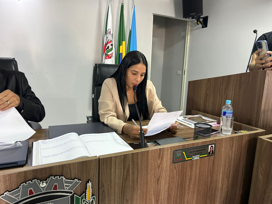 Vereadora Thalita Leandro reforça pedido por iluminação no bairro Santo Antônio