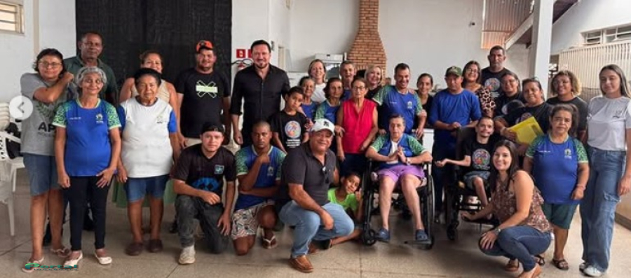 Deputado Lucas de Lima garante emenda de R$ 50 mil para APAE de Inocência na primeira semana de abril