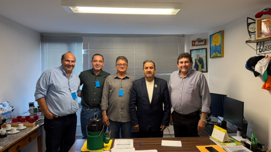 Prefeito Toninho da Cofapi e vice-prefeito Henrique César se reúnem com superintendente do Incra para discutir demandas de Inocência