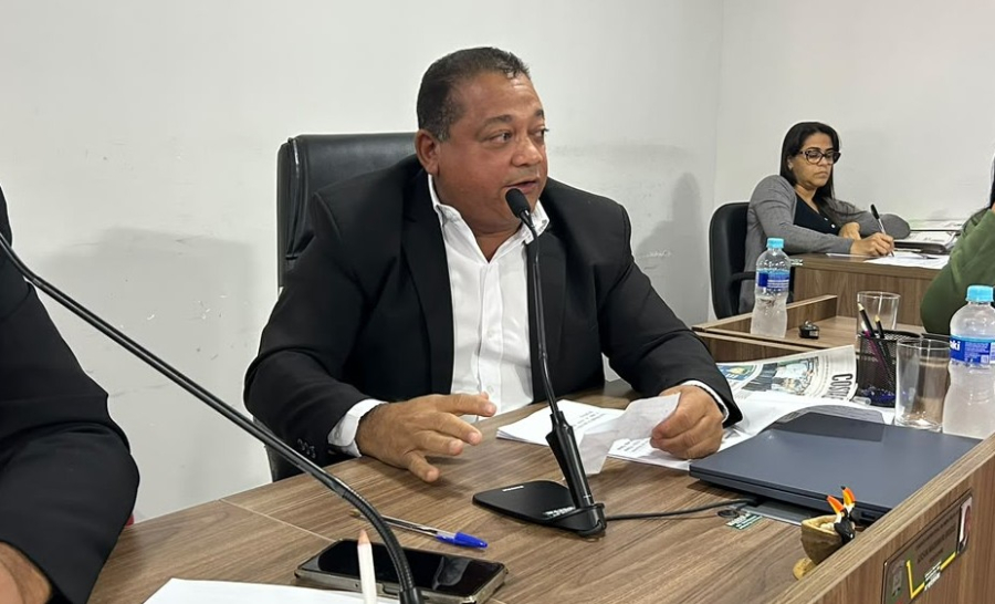 Vereador Gerson Gordo cobra soluções para iluminação, moradia e área industrial em Inocência